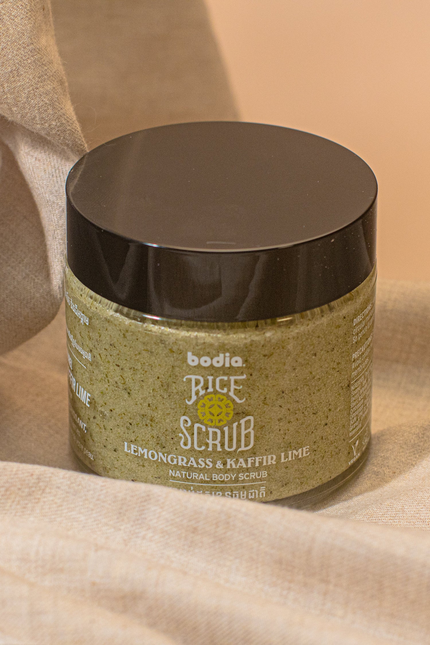 Tělový rýžový peeling – citrónová tráva & kafrová limeta