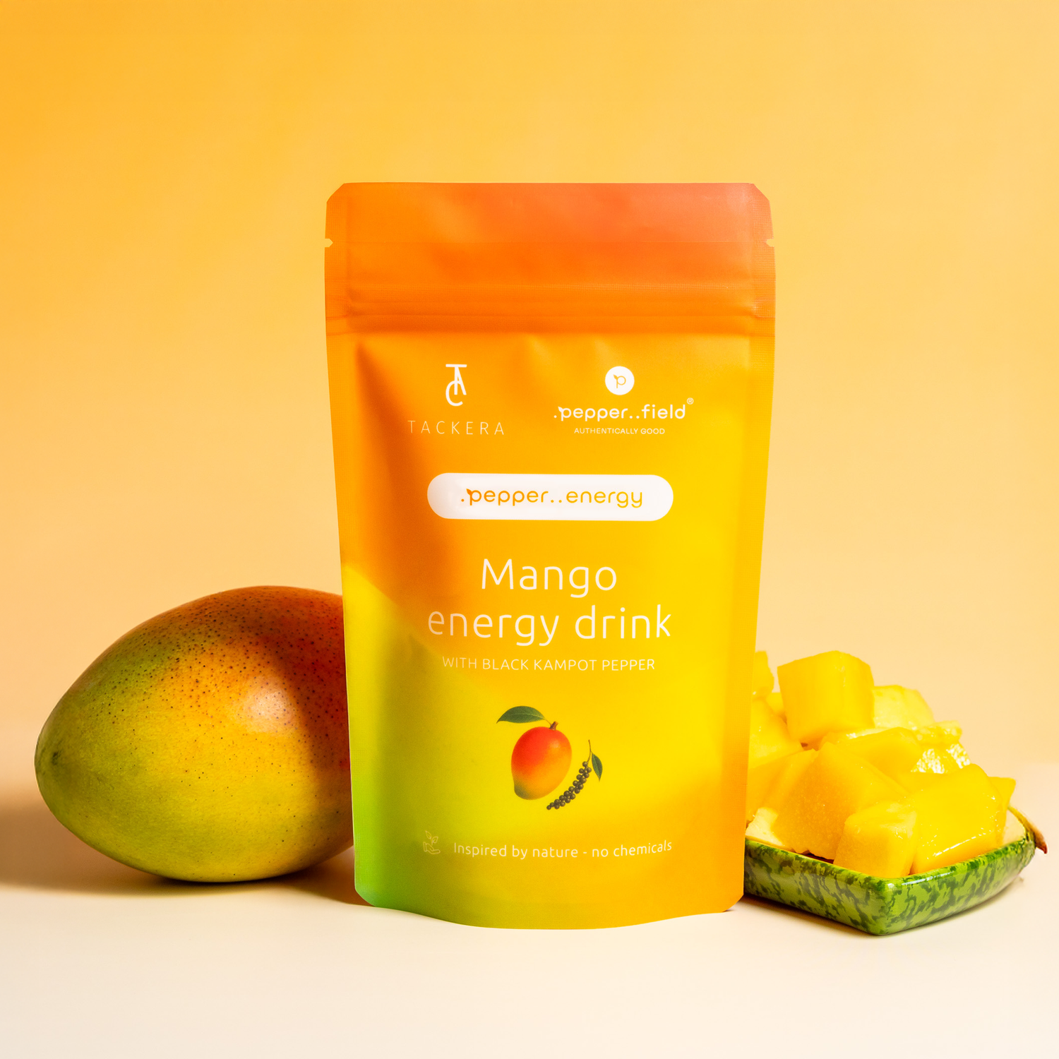 Mango energy drink s přírodními složkami s černým Kampotským pepřem